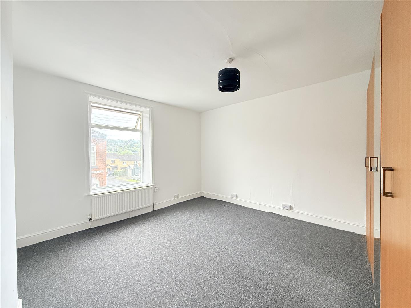 2 bed house - end terrace in Denbigh Street, Mossley – photo 4